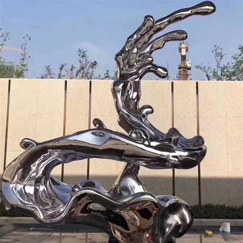 苏州玻璃钢雕塑摆件批发