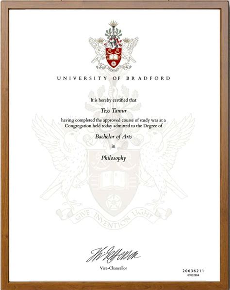 英国大学毕业证书图片