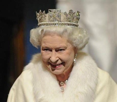 英国女王每年多少收入
