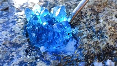 蓝 水晶