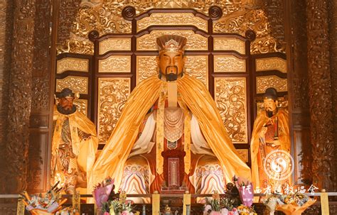 西安城隍庙供奉的是哪位神仙