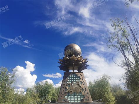 西藏玻璃钢公园雕塑工程