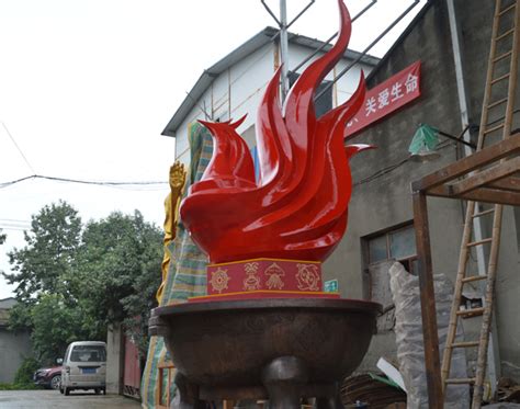 西藏铁艺雕塑报价