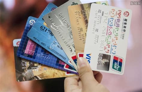 越南旅游带信用卡还是储蓄卡