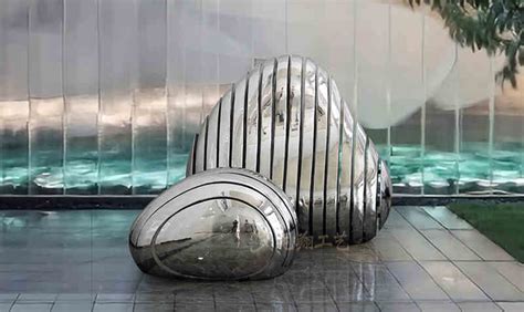 辽宁商场玻璃钢造型景观雕塑制作