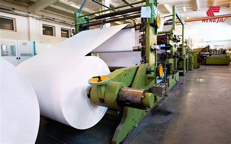 造纸厂用什么原料