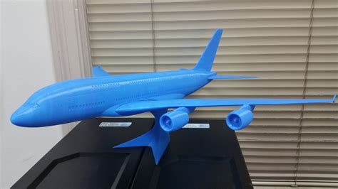 钢化飞机模型
