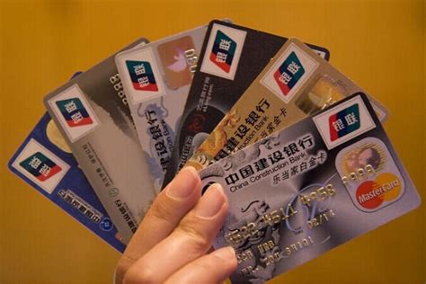 银行代发工资可以办理信用卡吗