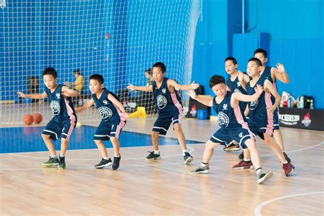 青少年篮球培训学习机构