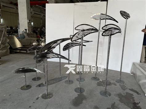 青岛不锈钢抽象雕塑定制