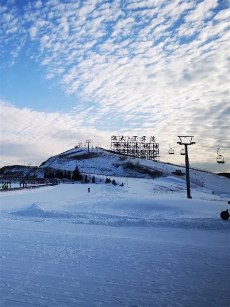 青岛天泰滑雪场电话