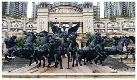 青海城市铸铜雕塑