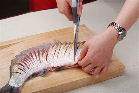 鱼片的切法教程