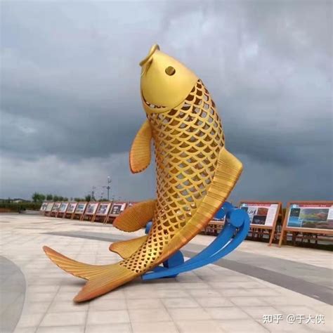 鲤鱼跃龙门不锈钢雕塑