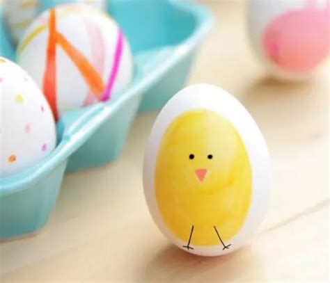 鸡蛋上画漂亮简单的画