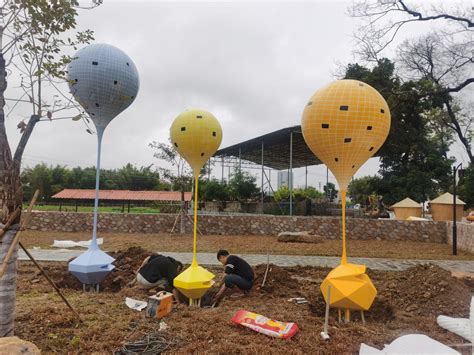 麻城玻璃钢气球雕塑