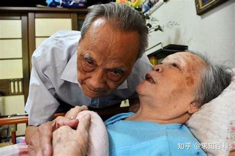 88岁老人自然老死前兆