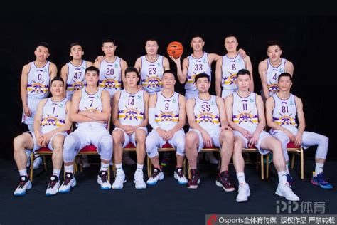 cba中国男篮球员名单照片