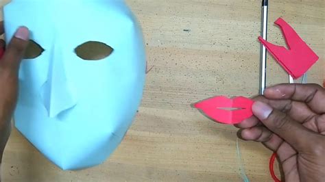 how to make a mask for barbie